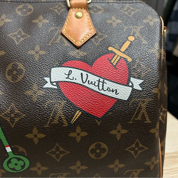 Authentic Louis Vuitton Speedy Bandouliere 30 Patches Limited Edition Bag M43989 - Picture 13 of 16